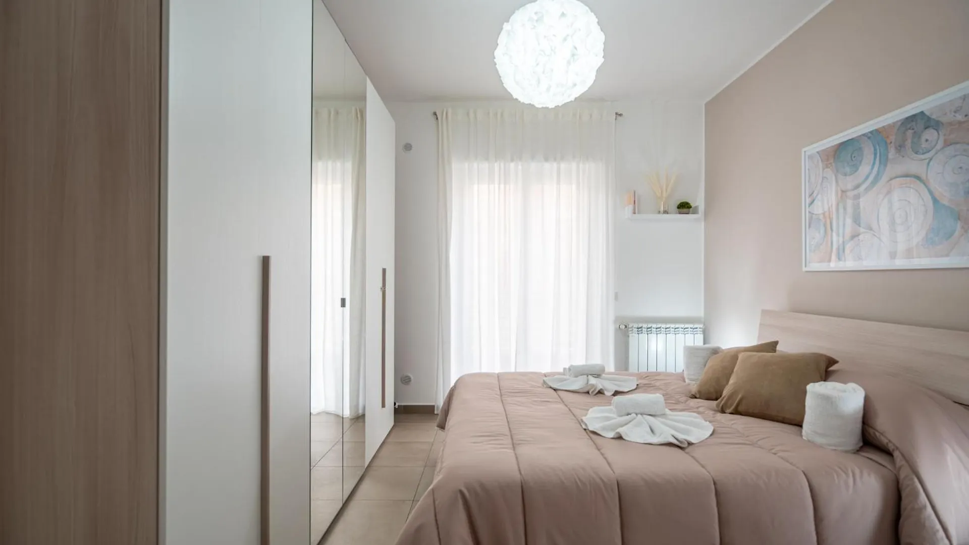 Kelifos Comfort Apartment SantʼAgata di Militello