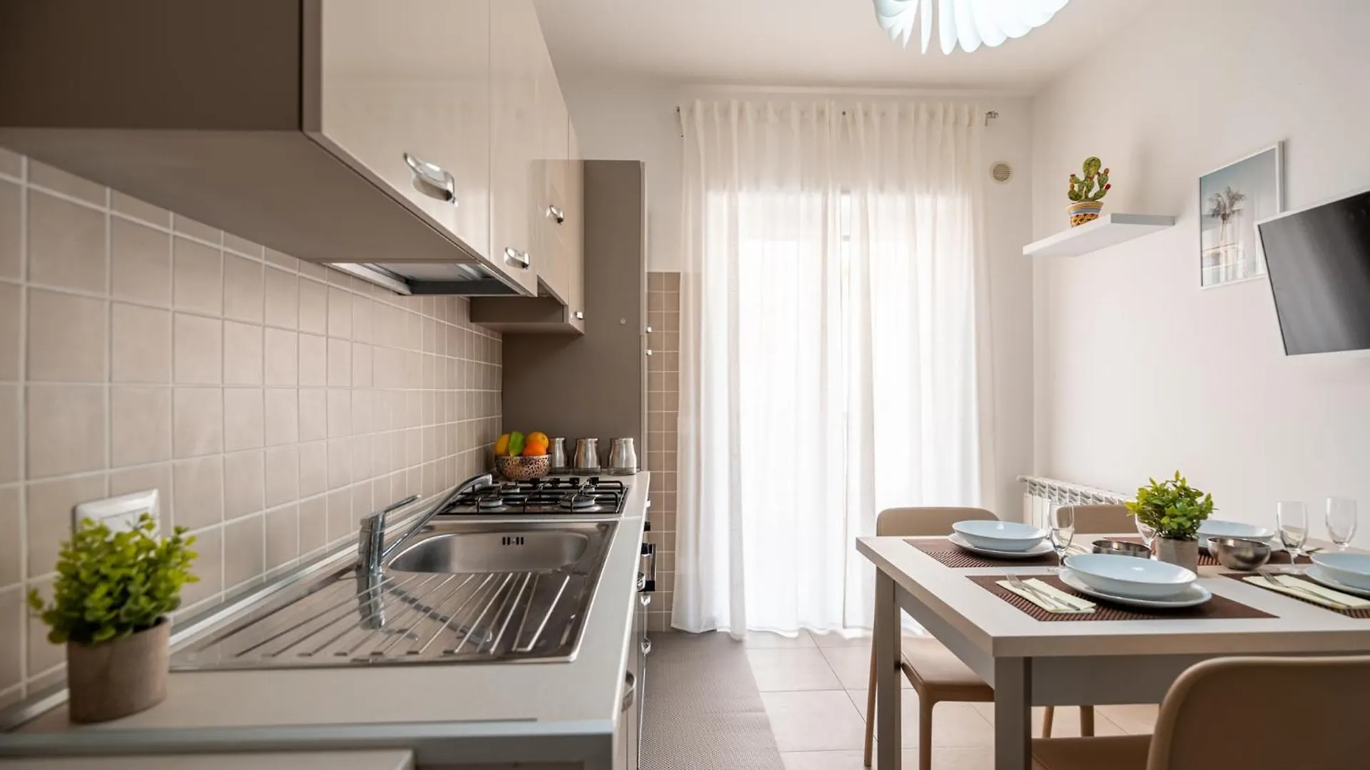 Kelifos Comfort Apartment Sant'Agata di Militello 0*,  Italy